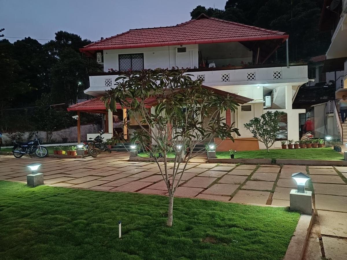 Hill Crest Resort - Coorg 马迪凯里 外观 照片