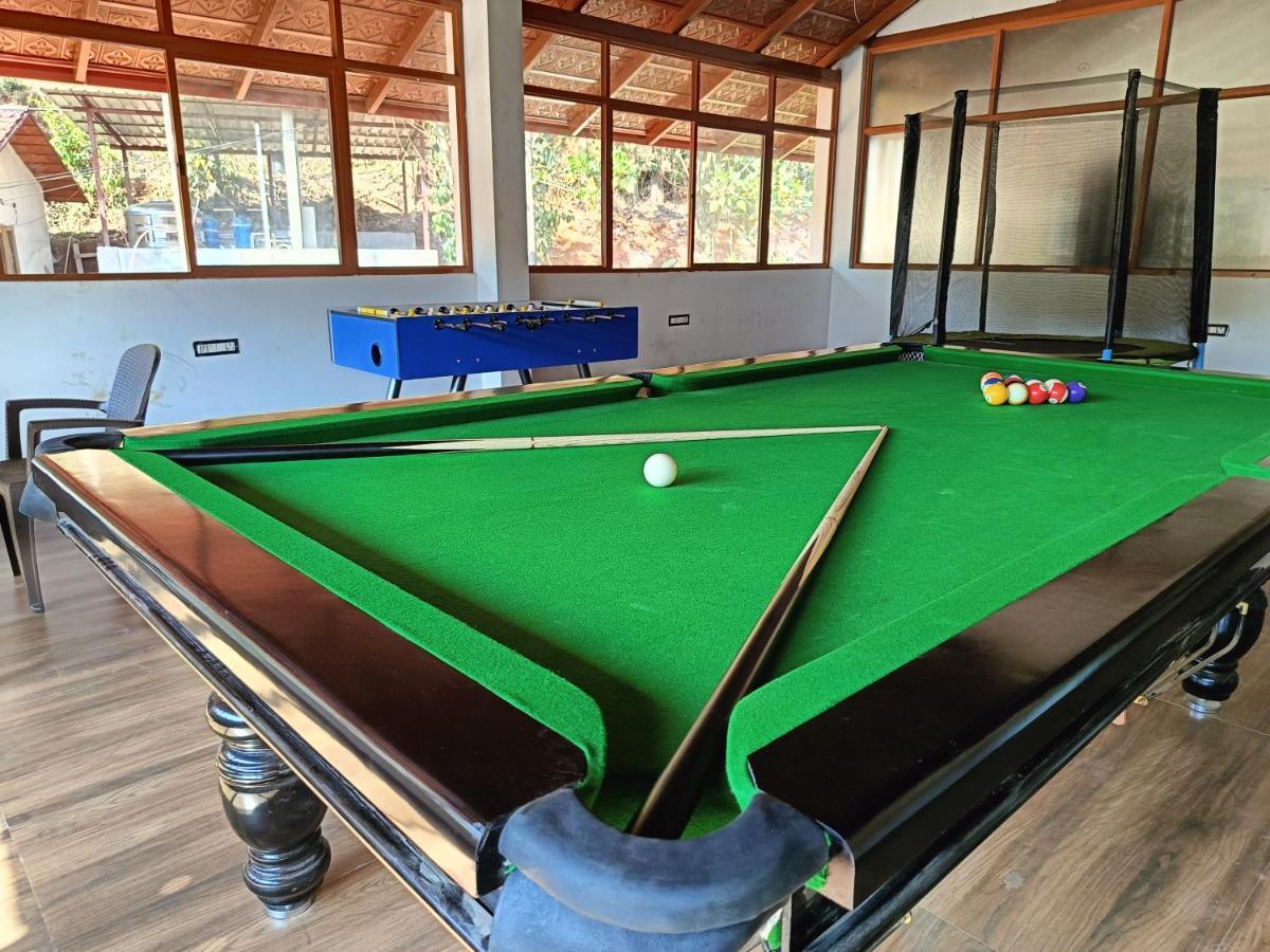 Hill Crest Resort - Coorg 马迪凯里 外观 照片
