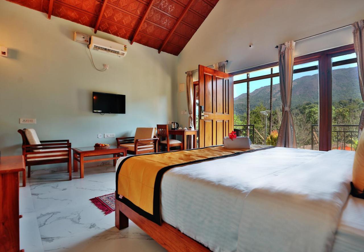 Hill Crest Resort - Coorg 马迪凯里 外观 照片