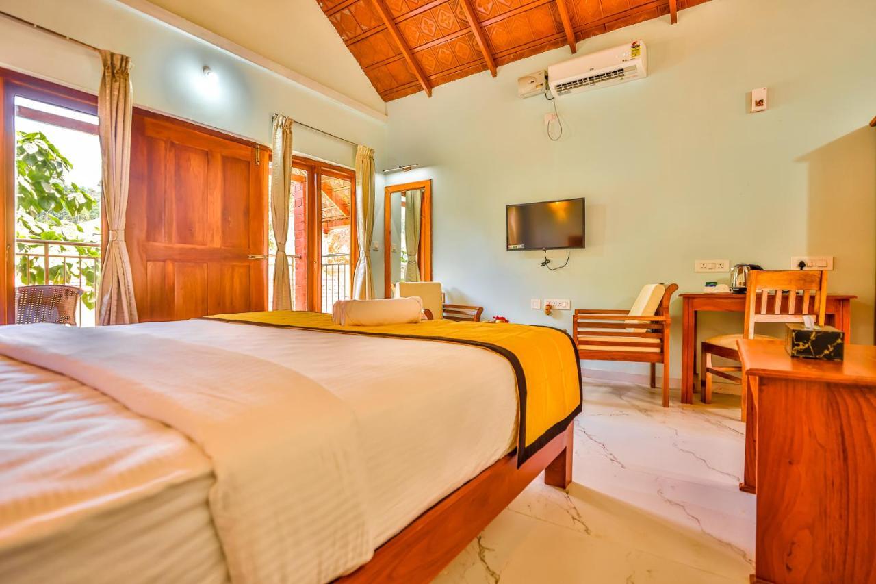 Hill Crest Resort - Coorg 马迪凯里 外观 照片