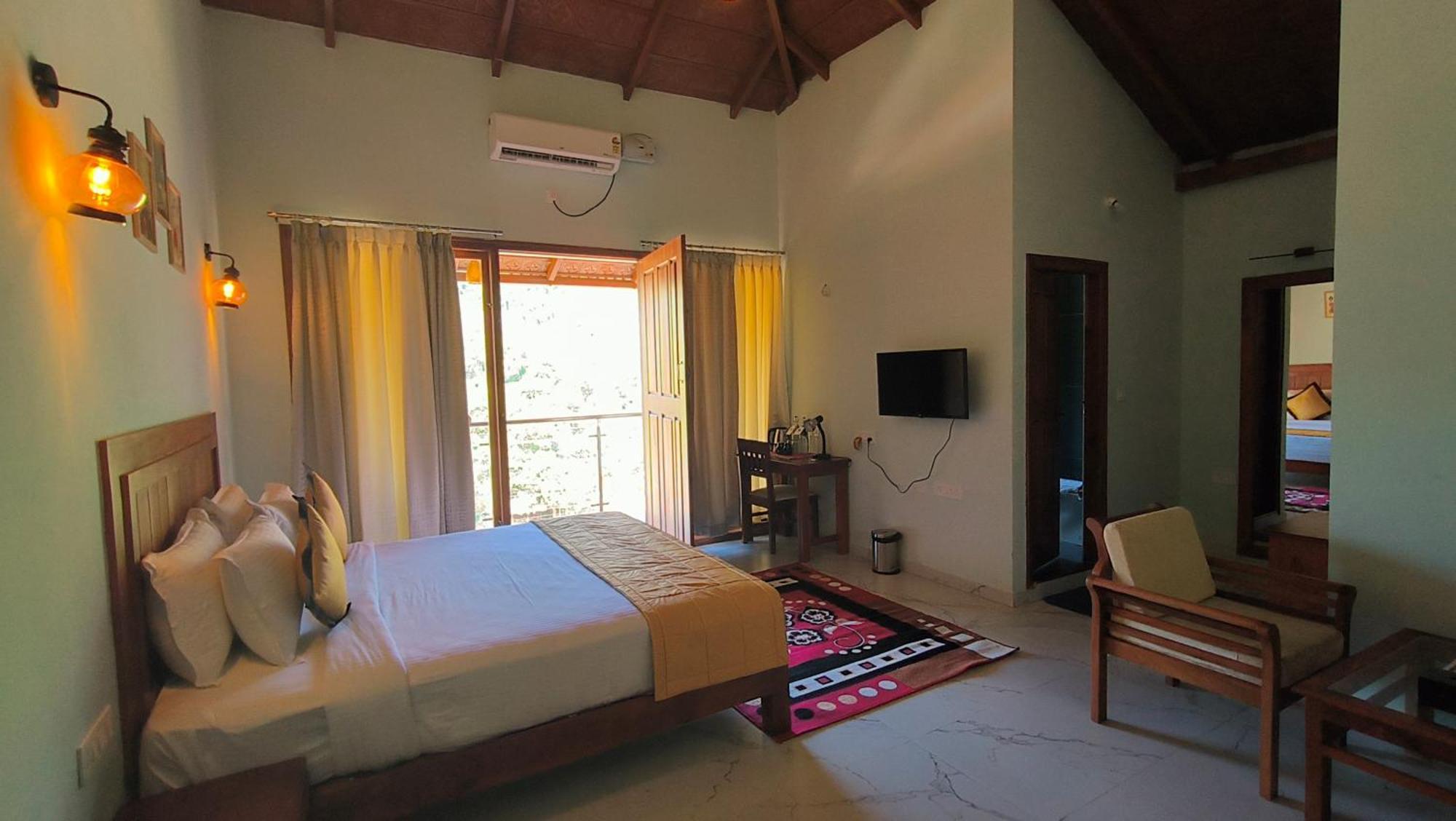 Hill Crest Resort - Coorg 马迪凯里 外观 照片