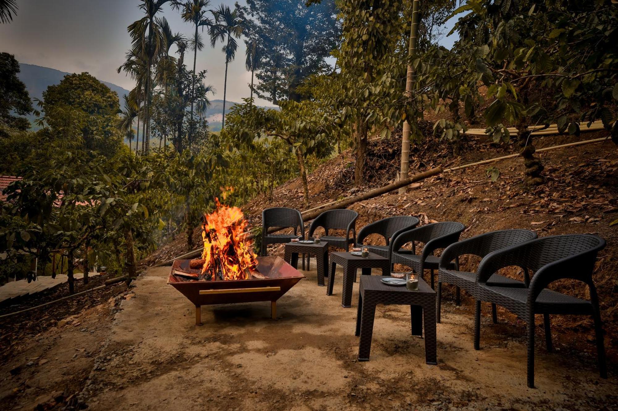 Hill Crest Resort - Coorg 马迪凯里 外观 照片