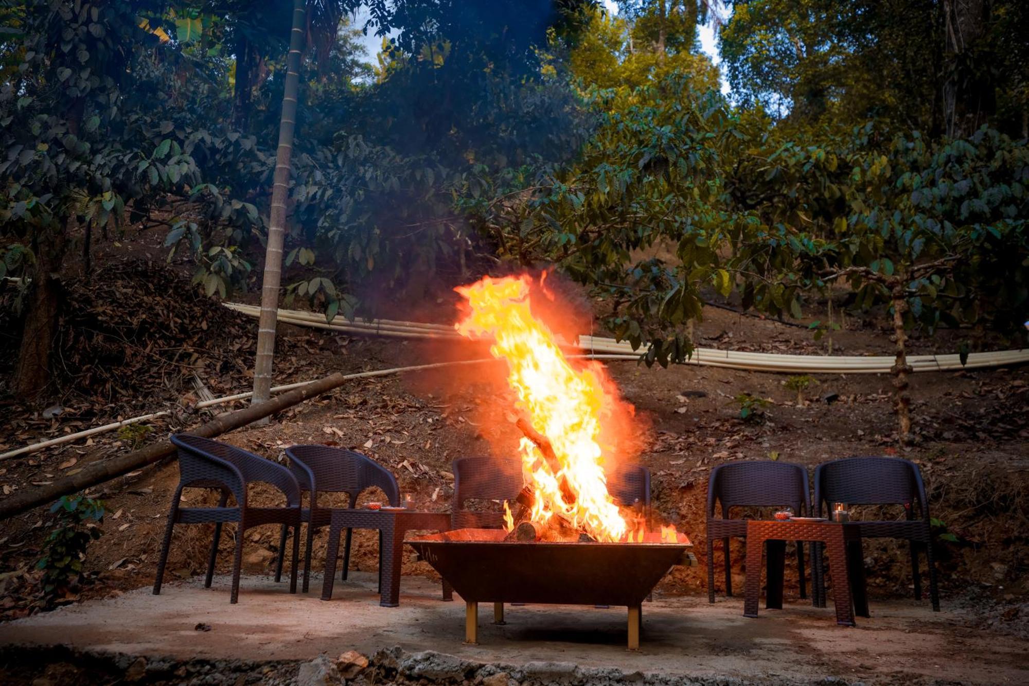 Hill Crest Resort - Coorg 马迪凯里 外观 照片