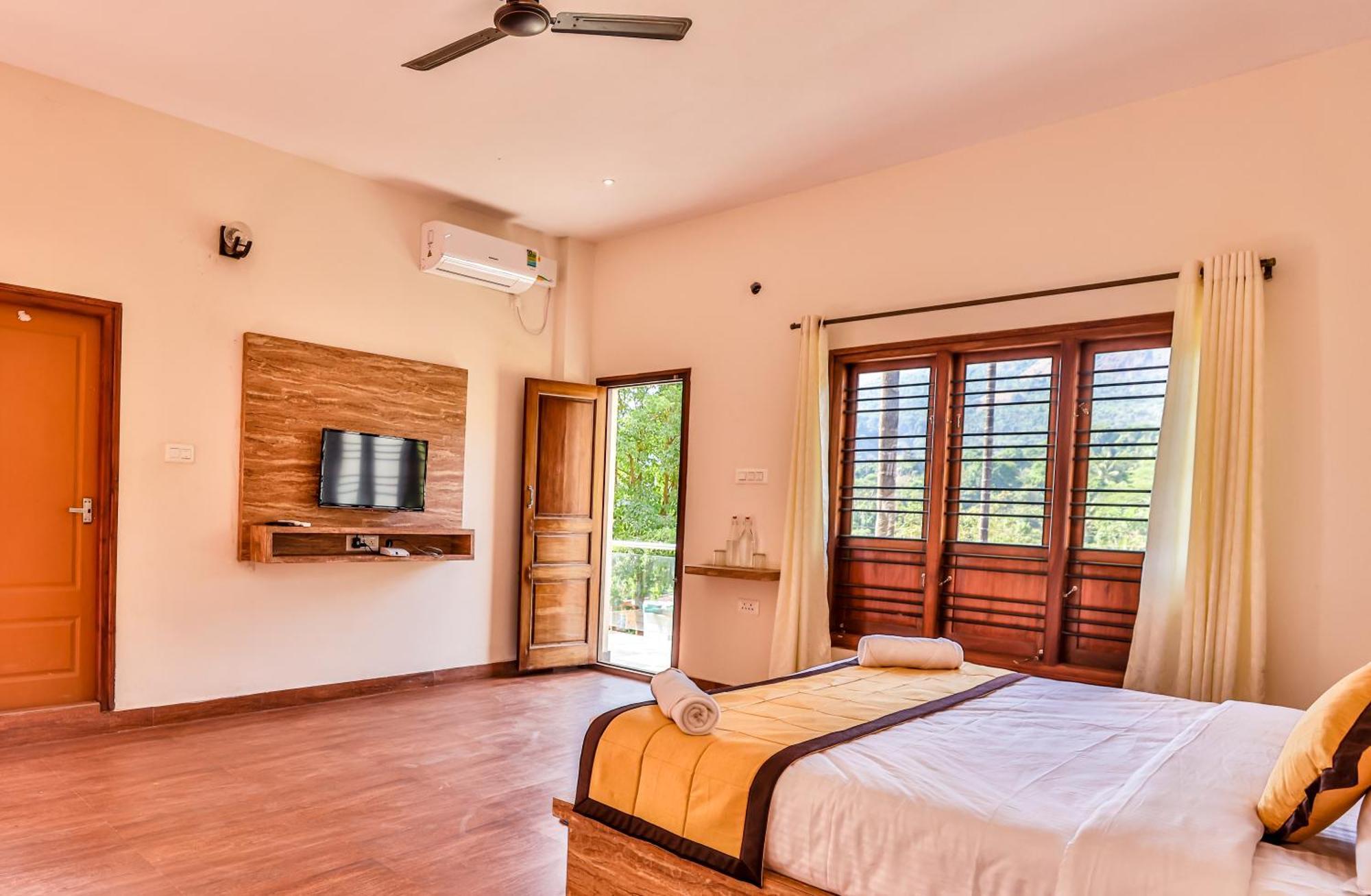 Hill Crest Resort - Coorg 马迪凯里 外观 照片